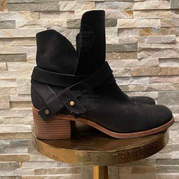 UGG 10 Elora Black Nubuck Leather Boots | Western Revival, Punk Rock, Foldover - Picture 1 of 12